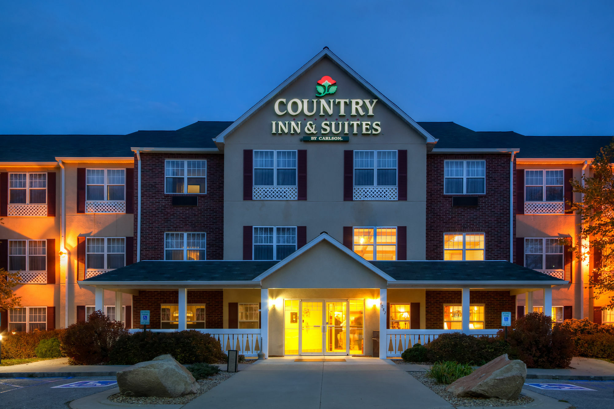 Country Inn & Suites By Radisson, Mason City, Ia Exterior photo